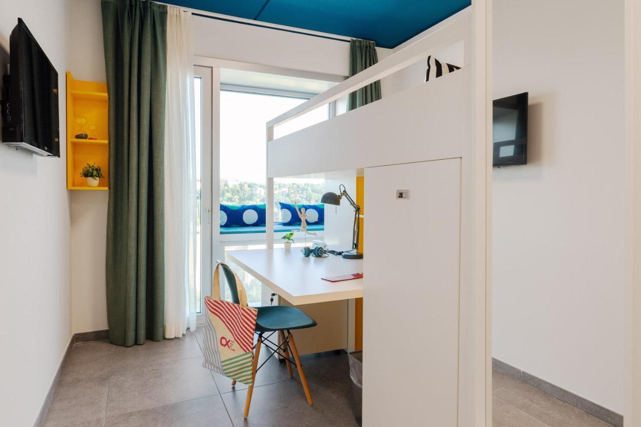 Cx Florence Student & Explorer Place Exterior foto